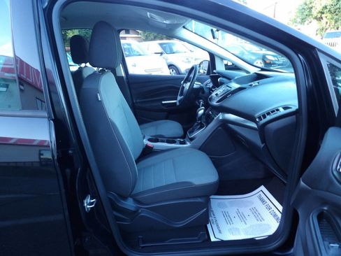 Used 2016 Ford C-MAX SE w/ Interior Protection Package FWD image 5