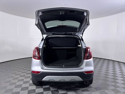 Used 2021 Buick Encore Preferred w/ Safety Package II image 7