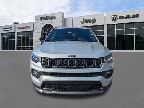 New 2026 Jeep Compass Latitude image 8