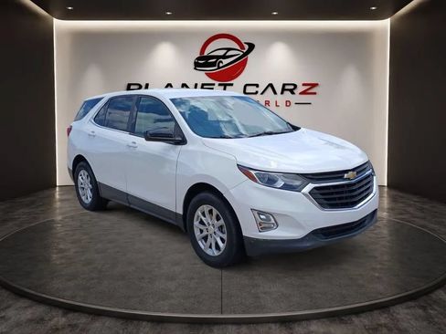 Used 2019 Chevrolet Equinox LS w/ LPO, Cargo Package FWD image 7