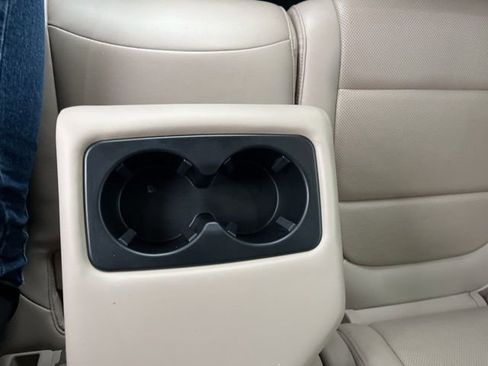 Used 2021 Lincoln Corsair Standard w/ Premium Package image 18