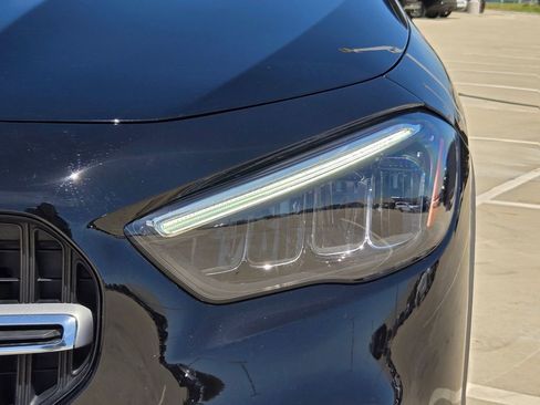 Used 2025 Mercedes-Benz GLA 250 image 33