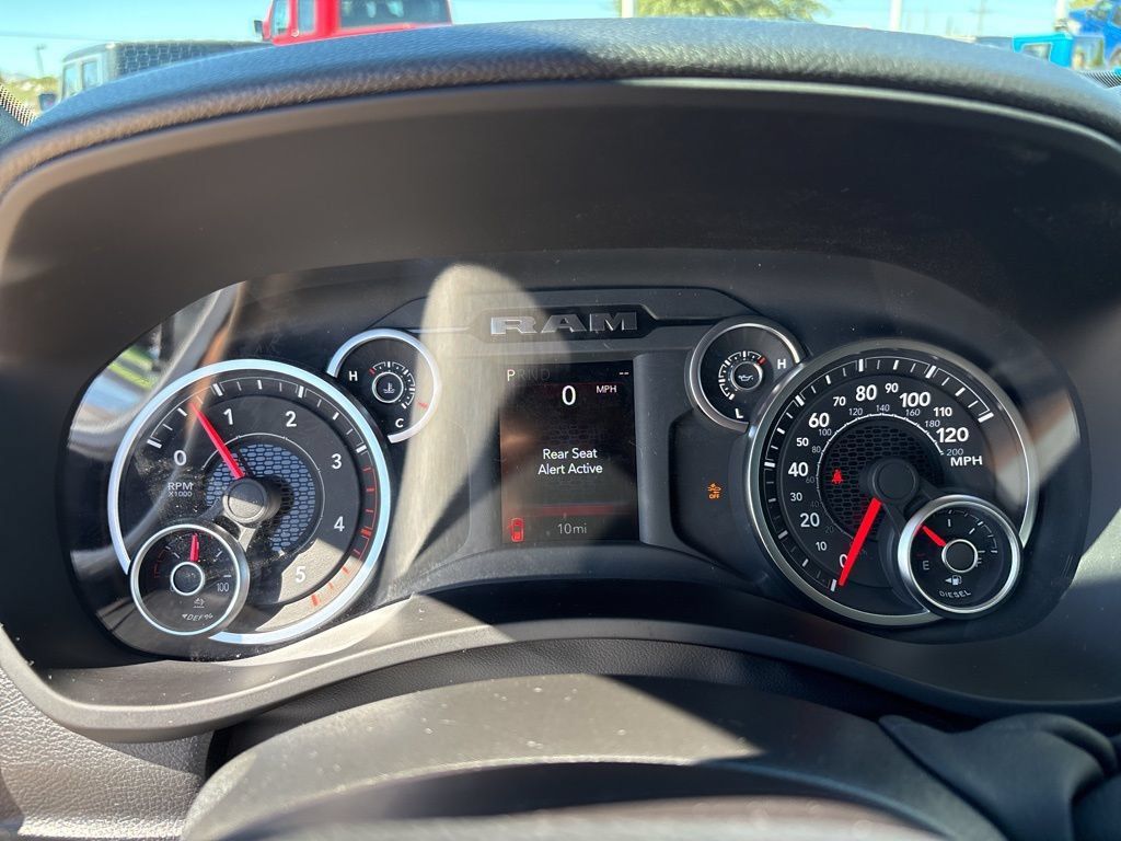 New 2026 RAM 3500 Tradesman AWD/4WD image 30
