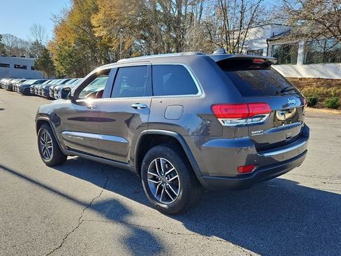 Used 2019 Jeep Grand Cherokee Limited image 2