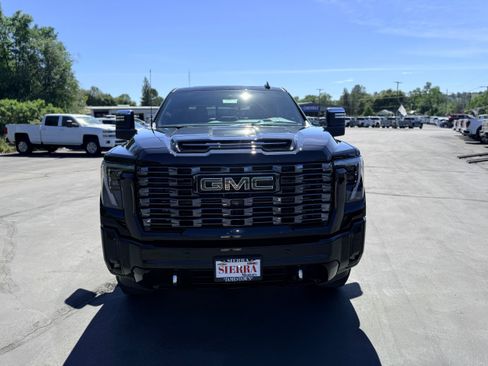 New 2026 GMC Sierra 2500 Denali Ultimate image 2