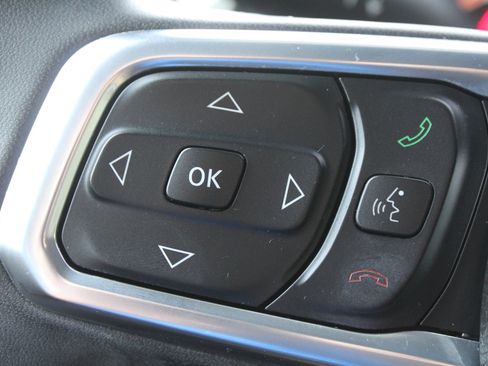 Used 2023 Jeep Wrangler Unlimited Sahara w/ LED Lighting Group AWD/4WD image 25