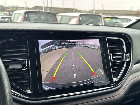 Used 2023 Dodge Durango R/T image 19