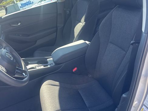 Used 2025 Honda Accord SE image 8