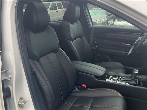 Used 2025 MAZDA CX-50 AWD 2.5 Hybrid w/ Premium Pkg image 9