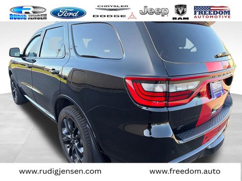 Used 2023 Dodge Durango GT AWD/4WD image 3
