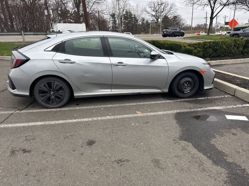 Used 2018 Honda Civic EX image 14
