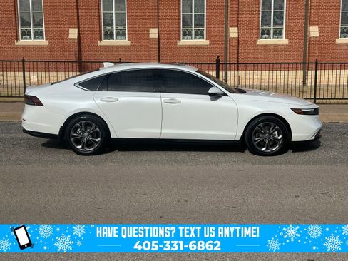 Used 2023 Honda Accord EX-L image 12