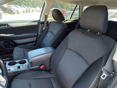 Used 2016 Subaru Outback 2.5i Premium AWD/4WD image 17