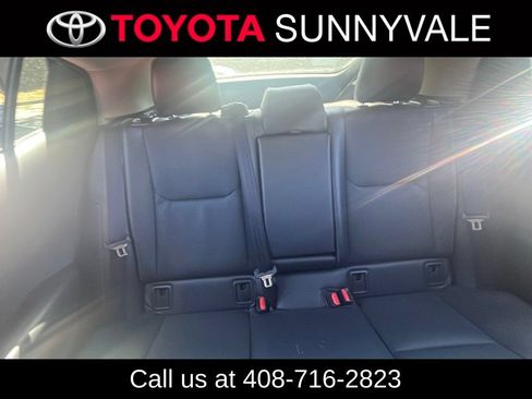 Used 2024 Toyota Prius XLE FWD image 5