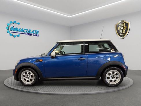 Used 2013 MINI Cooper Hardtop image 2