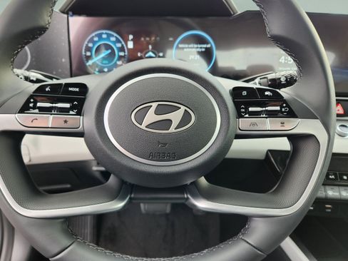 New 2026 Hyundai Elantra Limited FWD image 14