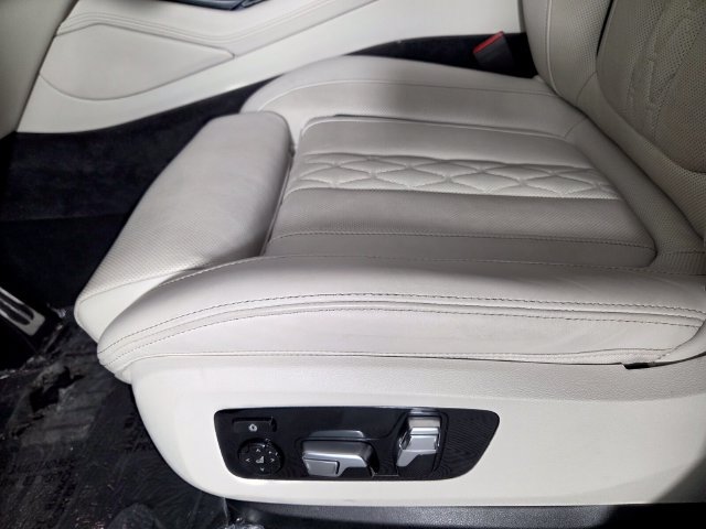 Used 2026 BMW X6 M60i AWD/4WD image 11