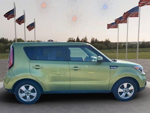 Used 2018 Kia Soul image 8