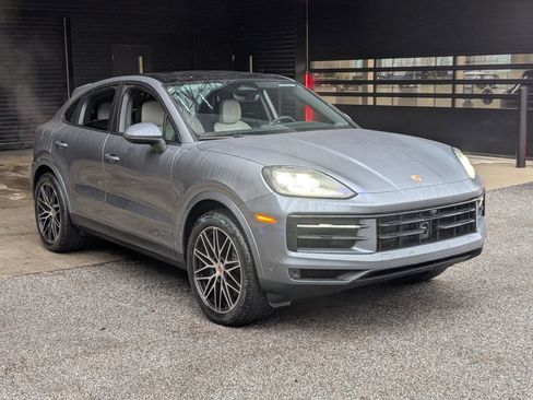 New 2026 Porsche Cayenne Coupe image 7