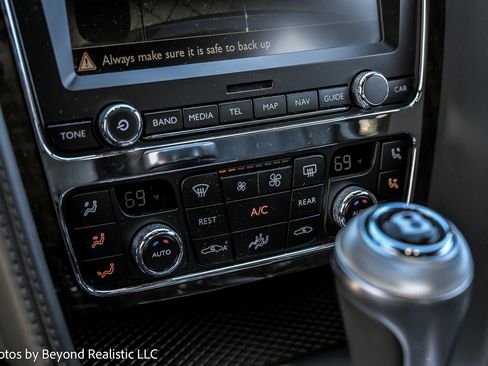 Used 2014 Bentley Flying Spur W12 image 39