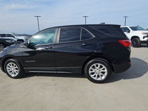 Used 2021 Chevrolet Equinox LS FWD image 5