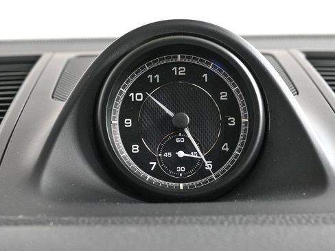 Certified 2026 Porsche Macan image 17