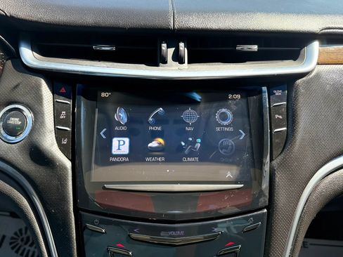 Used 2013 Cadillac XTS Premium FWD image 15