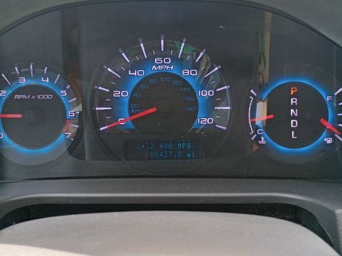 Used 2011 Ford Fusion SEL w/ 302A Rapid Spec Order Code FWD image 10