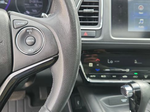 Used 2018 Honda HR-V EX-L image 24