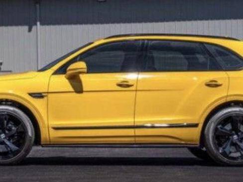 Used 2019 Bentley Bentayga V8 image 4