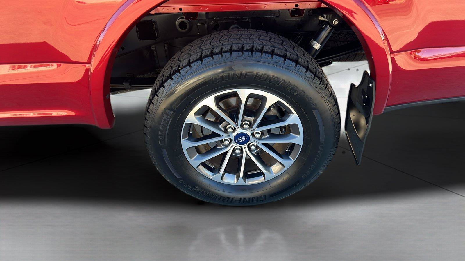 Used 2019 Ford F150 XLT w/ Equipment Group 302A Luxury AWD/4WD image 22