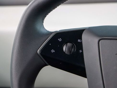 Used 2024 Tesla Cybertruck AWD Crew Cab image 13