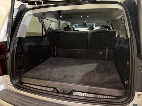 Used 2017 Chevrolet Suburban LT AWD/4WD image 8