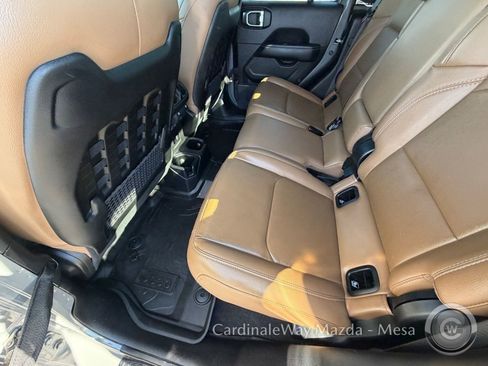 Used 2021 Jeep Gladiator Rubicon image 14