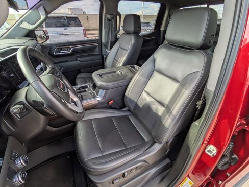 Used 2022 GMC Sierra 1500 Elevation w/ Elevation Premium Package image 15