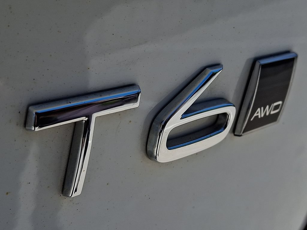 Used 2021 Volvo XC90 T6 Momentum AWD/4WD image 30