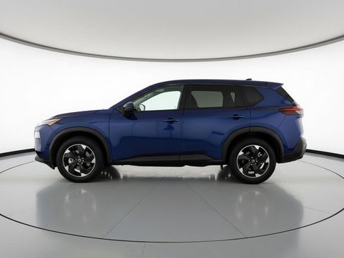 Used 2025 Nissan Rogue SV image 5