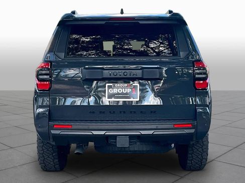 Used 2025 Toyota 4Runner TRD Off-Road Premium AWD/4WD image 5