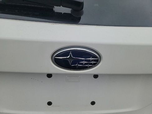 Used 2023 Subaru Outback Premium image 6