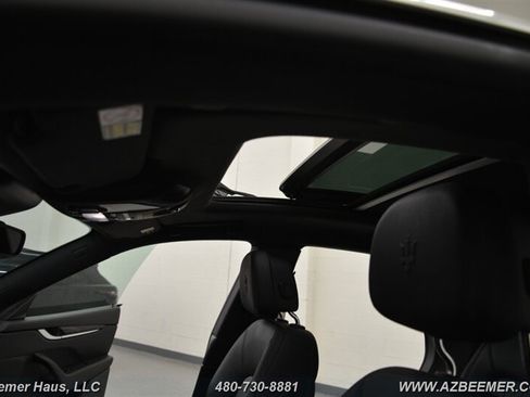 Used 2022 Maserati Levante Modena AWD/4WD image 37