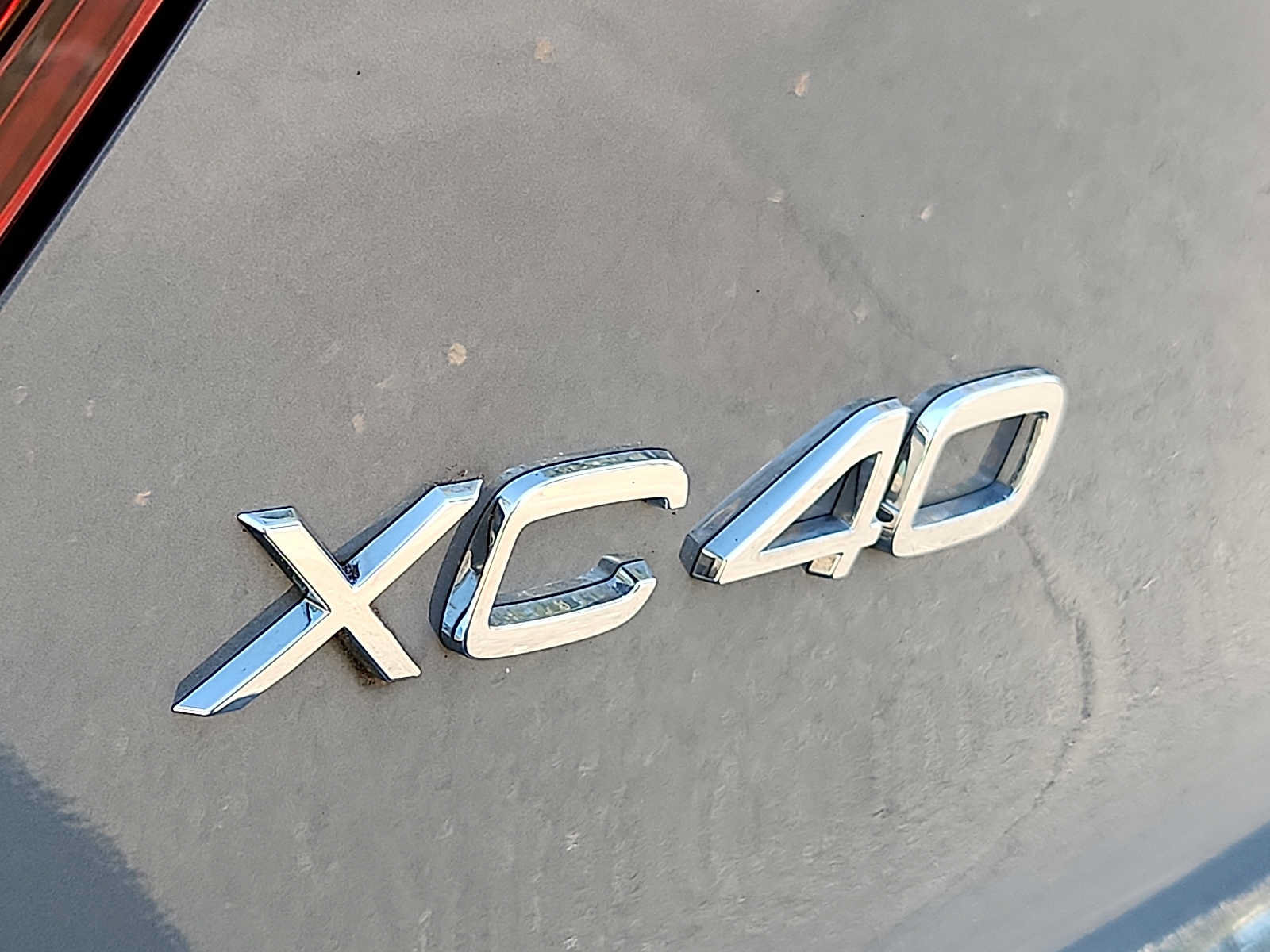 Used 2022 Volvo XC40 T5 R-Design w/ Advanced Package AWD/4WD image 27