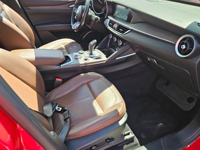 Used 2022 Alfa Romeo Stelvio Ti w/ Active Assist Plus Package AWD/4WD image 21