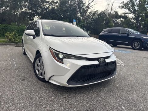 Used 2020 Toyota Corolla LE FWD image 5