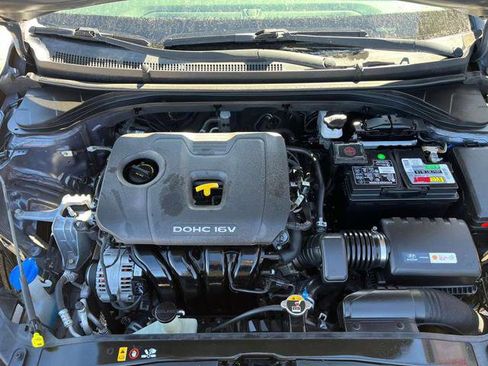 Used 2018 Hyundai Elantra SE w/ SE Connectivity Package 04 image 24