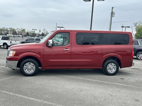 Used 2018 Nissan NV 3500 SL image 7