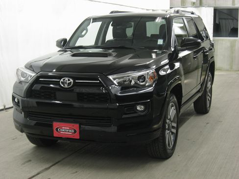 Certified 2022 Toyota 4Runner TRD Sport image 25