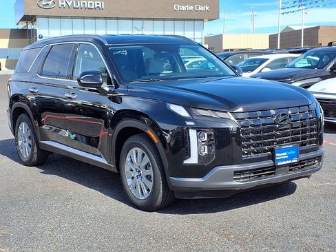 Used 2025 Hyundai Palisade SEL FWD image 7