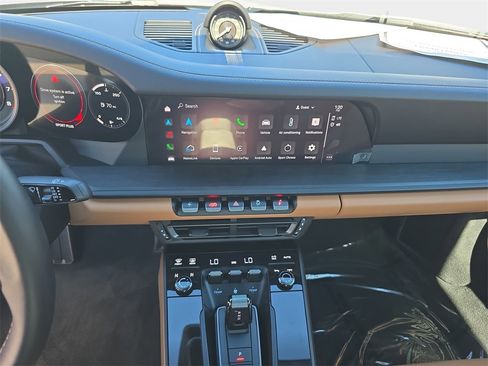 Used 2024 Porsche 911 Targa 4 GTS image 21