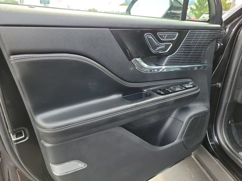 Used 2020 Lincoln Corsair AWD w/ Equipment Group 101A image 6