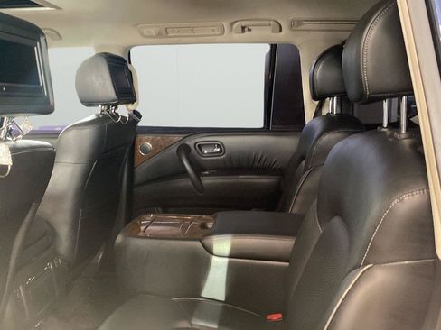 Used 2016 INFINITI QX80 4WD w/ 22" Wheel Package image 15